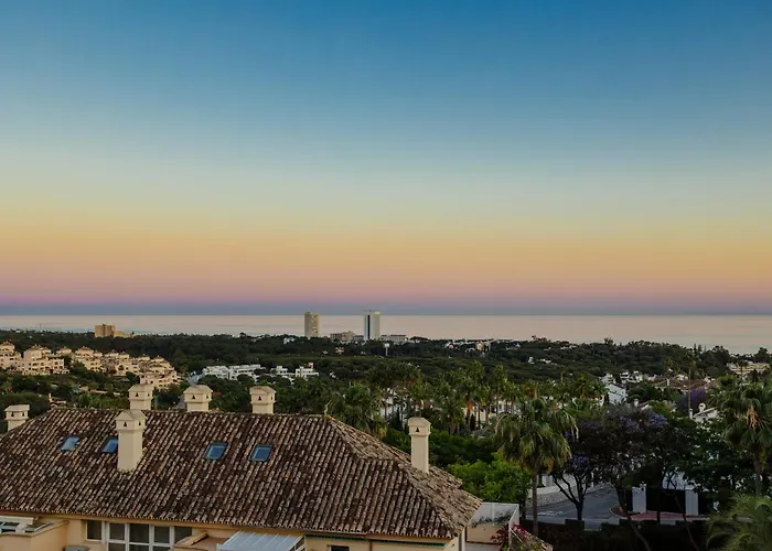 Apartment, With Large Private Terrace And Panoramic Sea Views, In Elviria Hills, Marbella